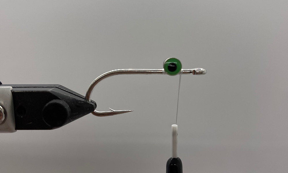 Tying Clouser Minnow: Step 2