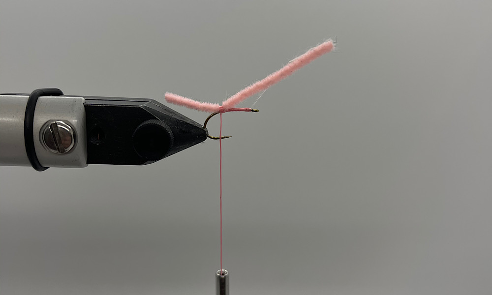 Tying San Juan Worm: Step 2