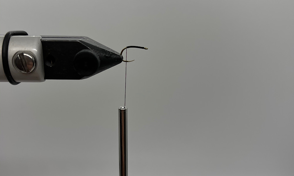 Tying Trico spinner: Step 2