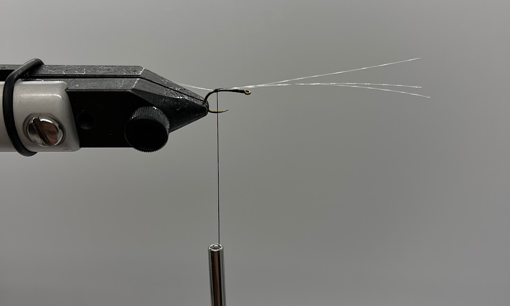 Tying Trico spinner: Step 3